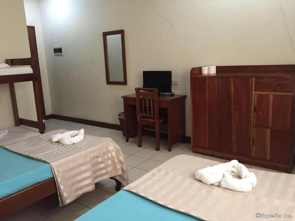 El Haciendero Private Hotel Iloilo City Luaran gambar