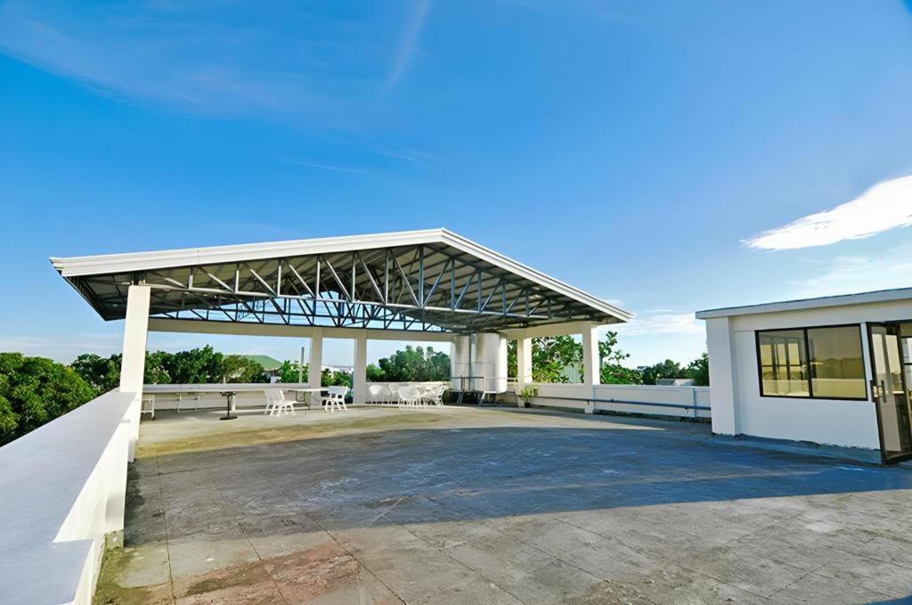 El Haciendero Private Hotel Iloilo City Luaran gambar
